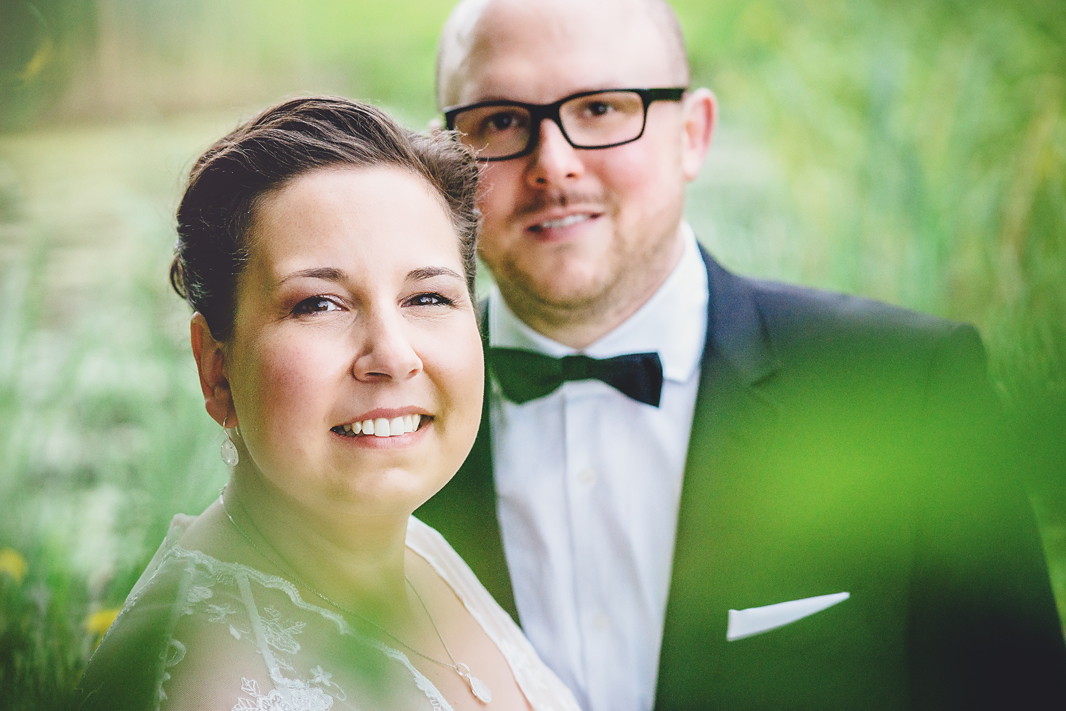 Hochzeit, Hochzeitsfotografie, Astrid Ebert Fotografie, Hochzeitfotograf Aachen, Kohlibri Aachen, Brautpaar, Park, natürlich, available light