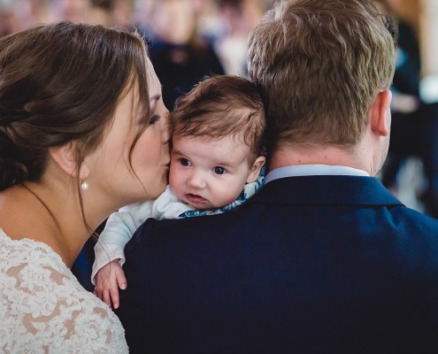 Hochzeitsbilder mit Baby Eyserhof Bruiloft